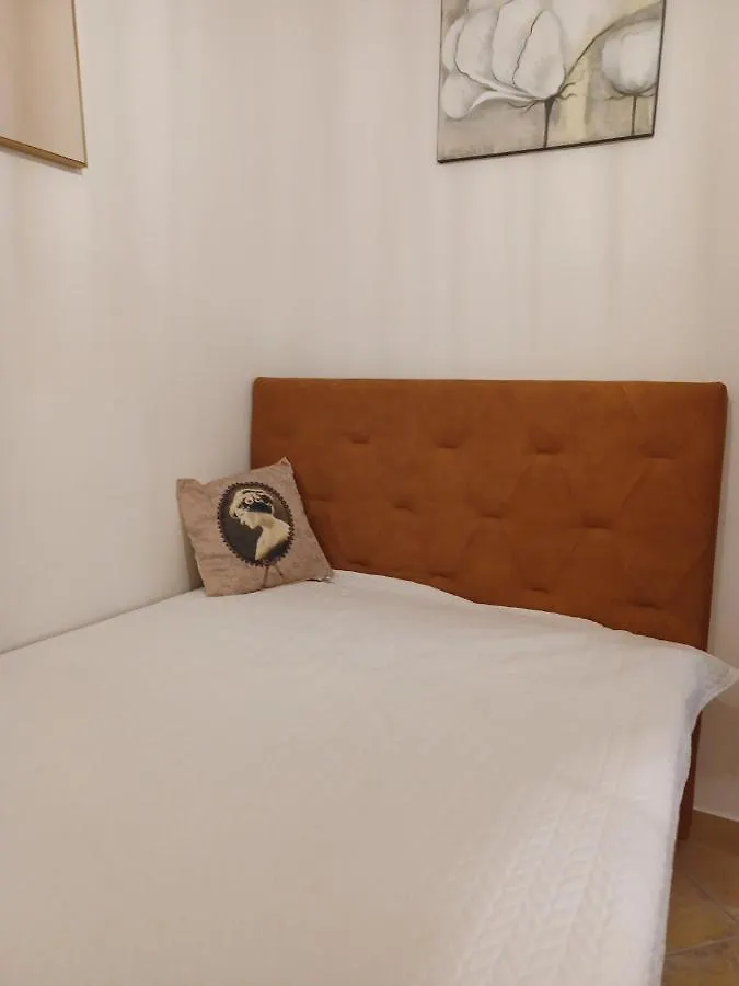 Apartment Punta Skala Petrcane