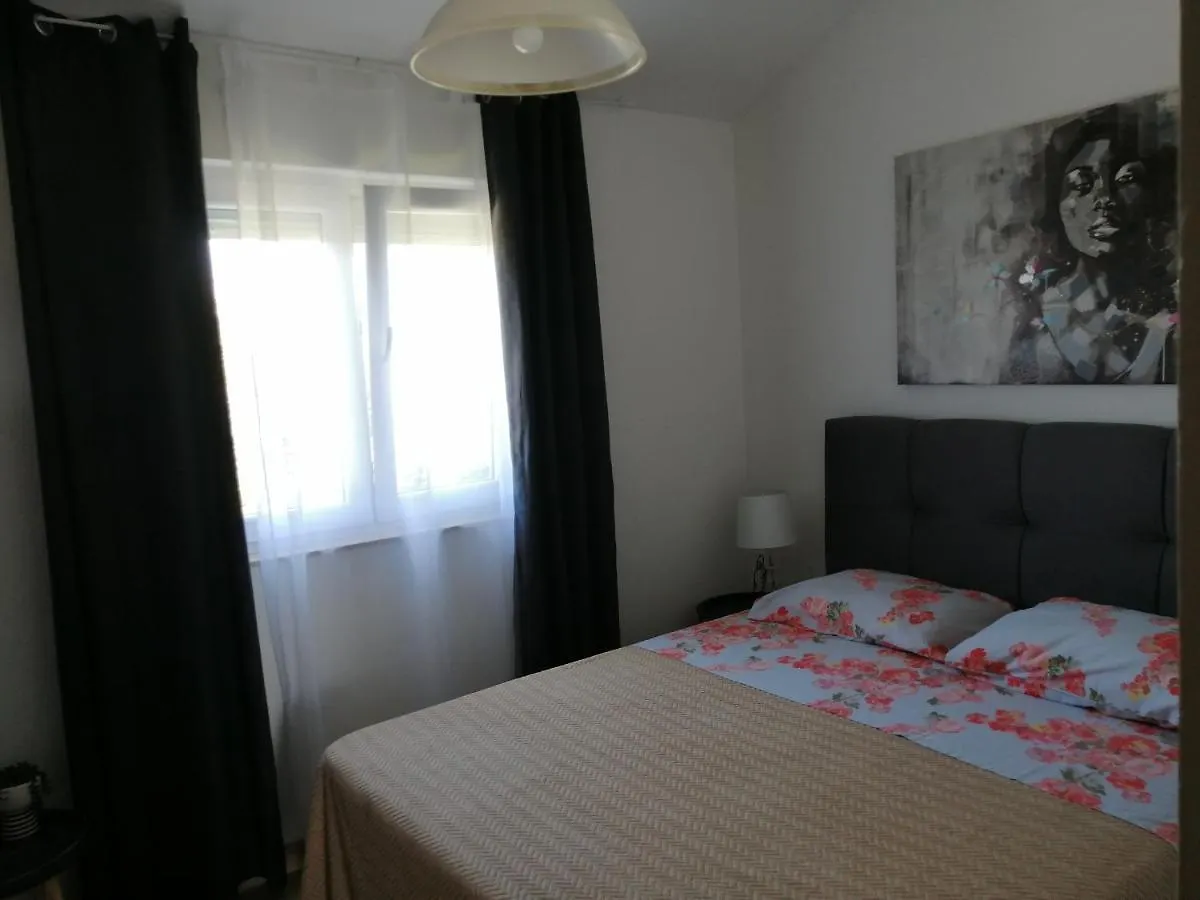 Apartment Punta Skala Petrcane Croatia