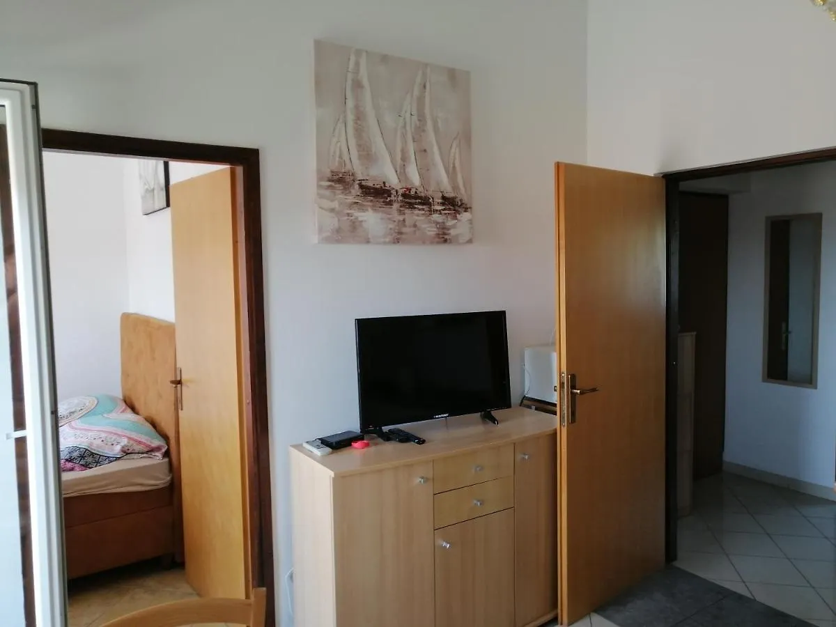 Apartment Punta Skala Petrcane