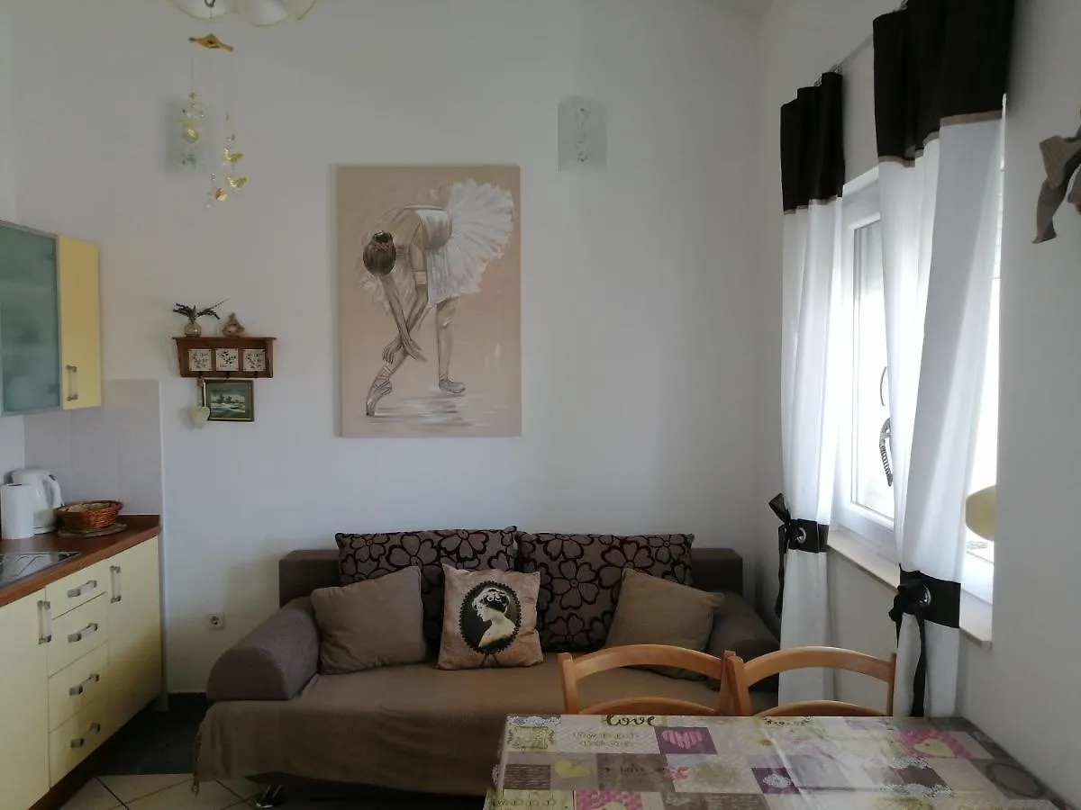 Apartment Punta Skala Petrcane